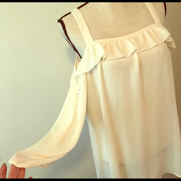 Pleione Off The Shoulder Peasant Blouse - Picture 6 of 9